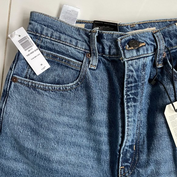 Levi's High Rise Women Jeans - Blue - Picture 3 of 5